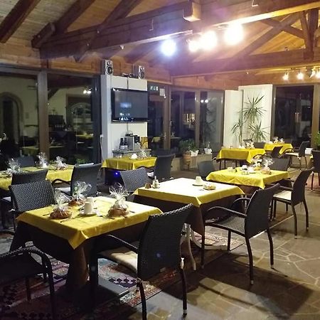 Landhaus Weingut กอร์นายาโน ภายนอก รูปภาพ