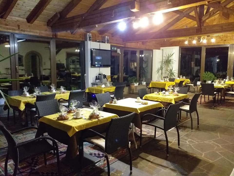 Landhaus Weingut กอร์นายาโน ภายนอก รูปภาพ