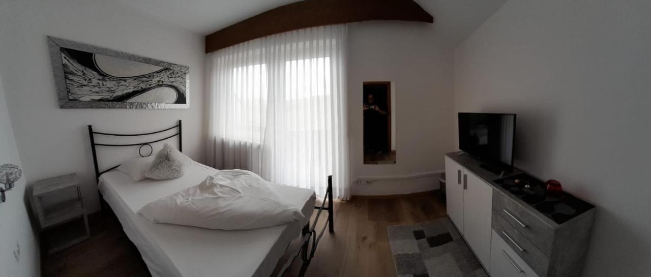Landhaus Weingut กอร์นายาโน ภายนอก รูปภาพ